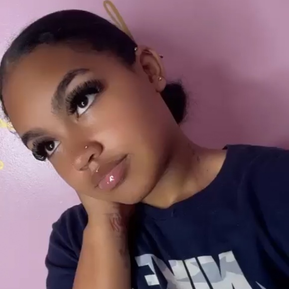 Meet your Posher, Heaven - Picture 1 of 1